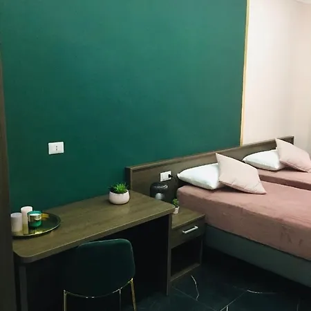 Katarios Неаполь