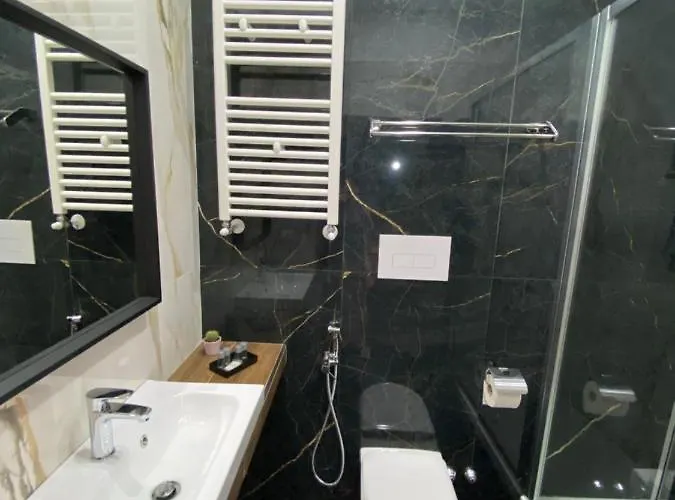 Katarios Nocleg ze śniadaniem